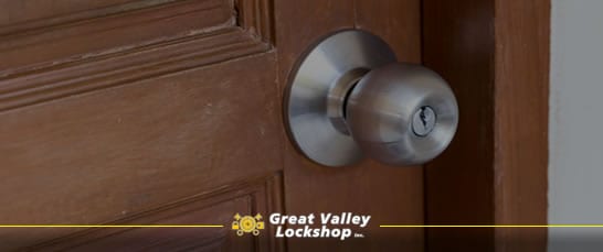 How To Fix A Loose Door Knob Or Handle | Great Valley Lockshop